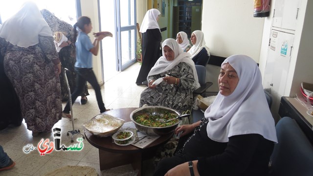 كفرقاسم- فيديو  : الاباء والأمهات في بيت المسنين يستضيفون طلاب وطالبات المدرسة الغزالية في زيارة تبادلية